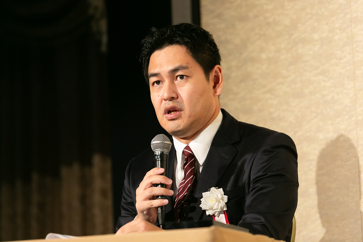 中村 俊一 氏