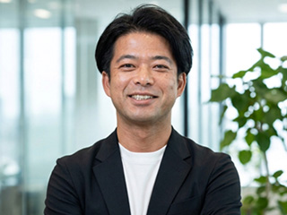 黒川 一徳